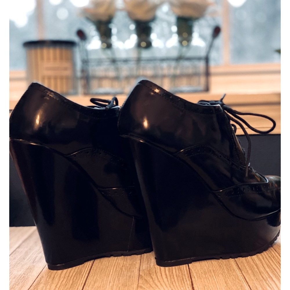 BELLADONNA | PINUP OXFORD WEDGE PLATFORM BOOTIES - Picture 8 of 9